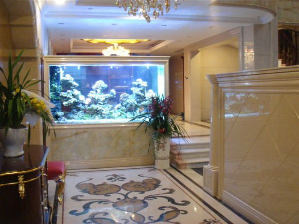 大理石包边鱼缸
